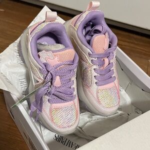 Dream Paris Kids Sneakers with Purple and Pink Highlights